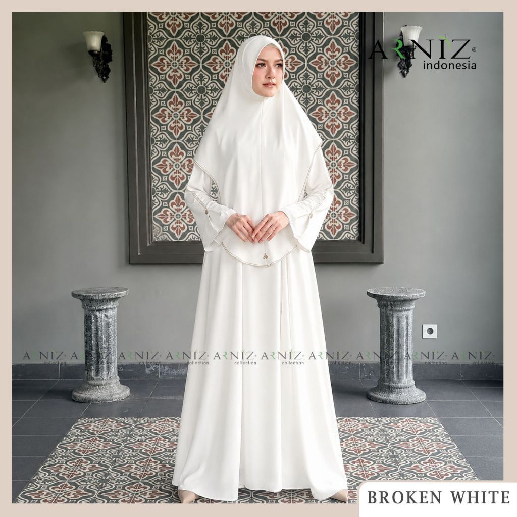 adiba set by Arniz collection