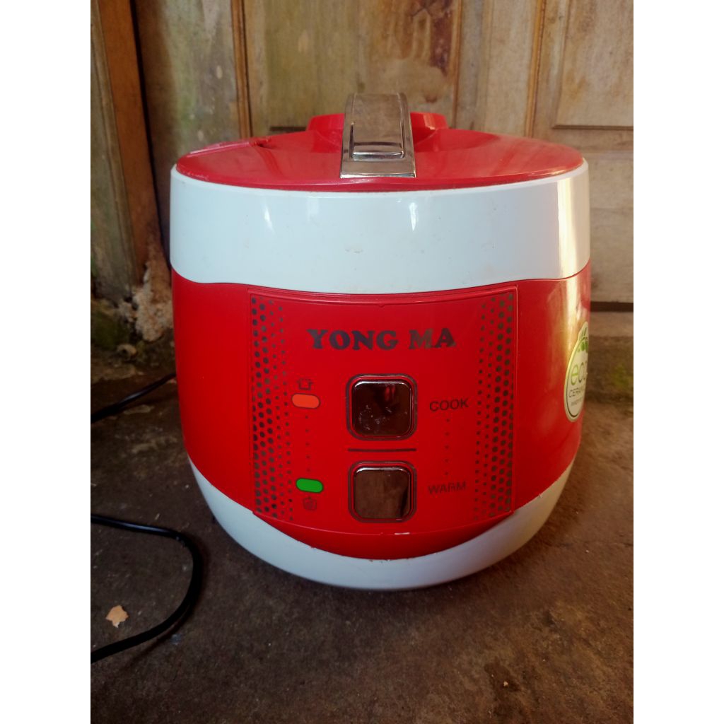 Rice Cooker YONGMA 2 Liter Majikom SMC 6013 Second