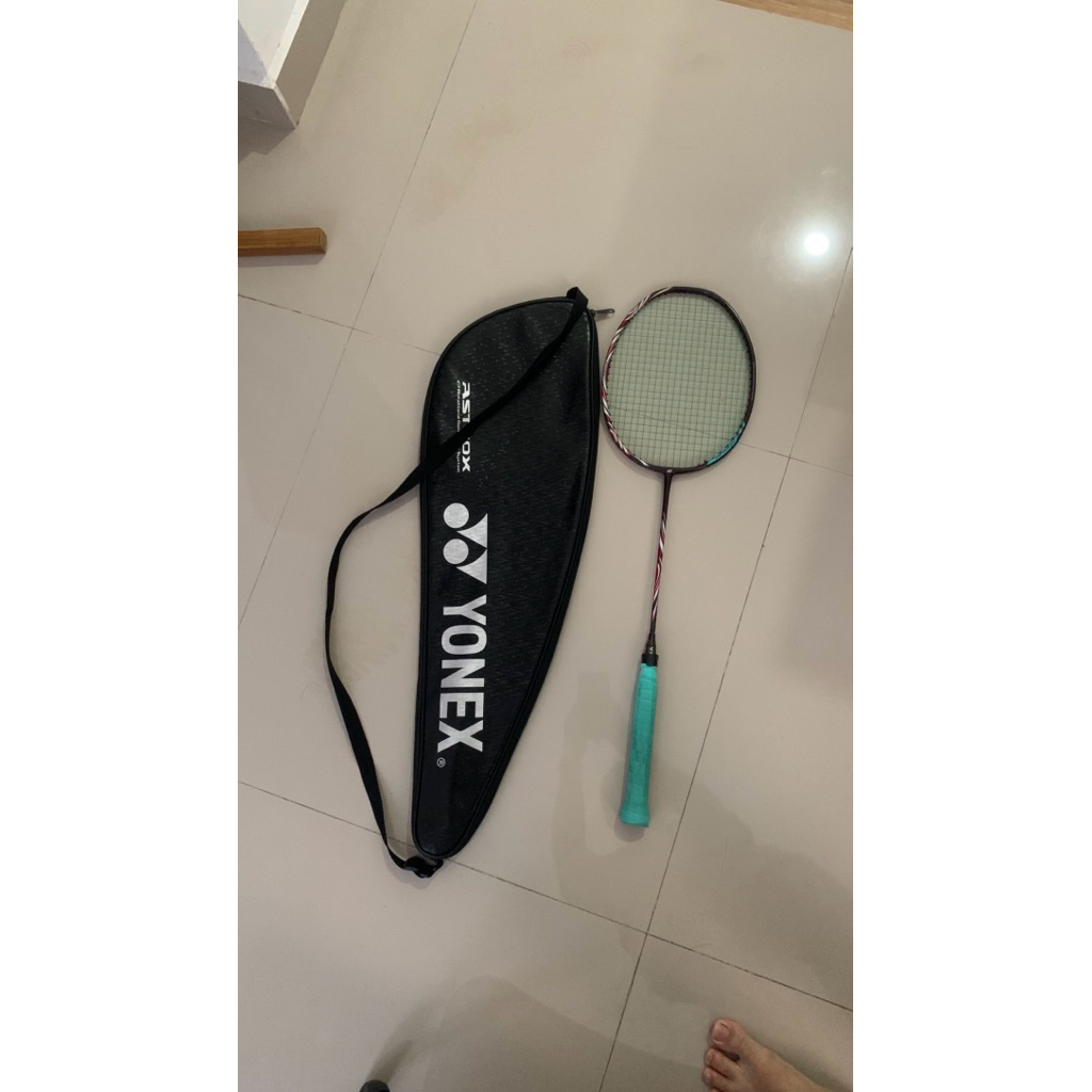 Raket Yonex Astrox 100zz 4ug5 second original