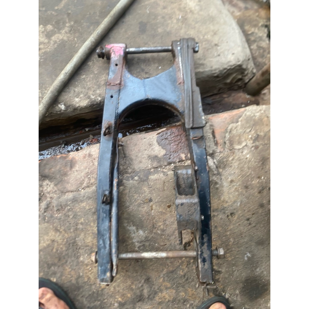 arm klx ori  pnp ring 21-18 sudah di pnjangin bekas rangka win
