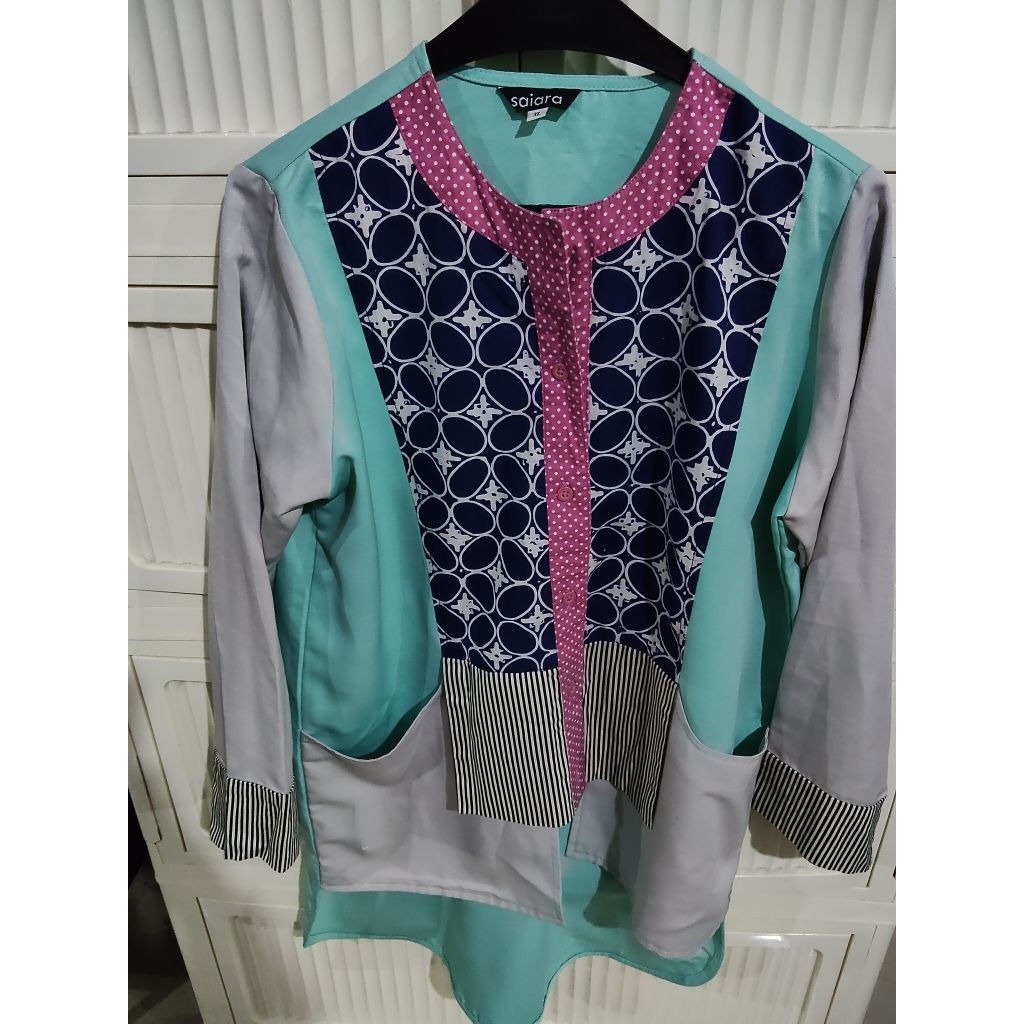 Preloved Kemeja BATIK SAIARA - size M