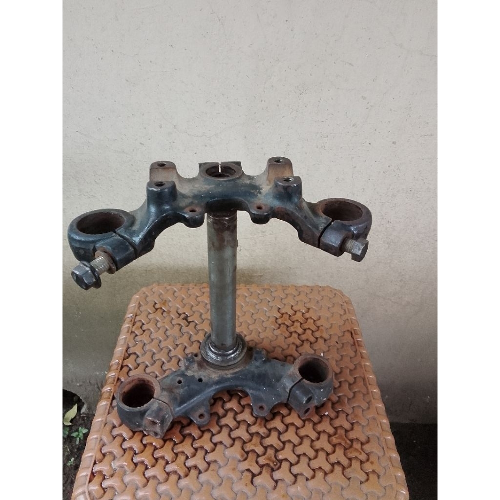 Segitiga set Yamaha DT100