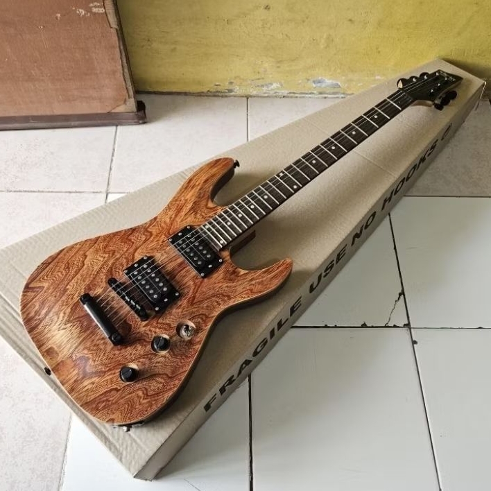 Gitar schecter omen 6 custom High Quality new