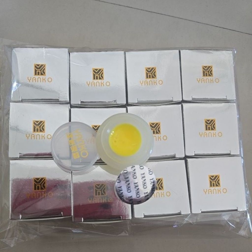 Yanko Platinum 1 lusin krim malam