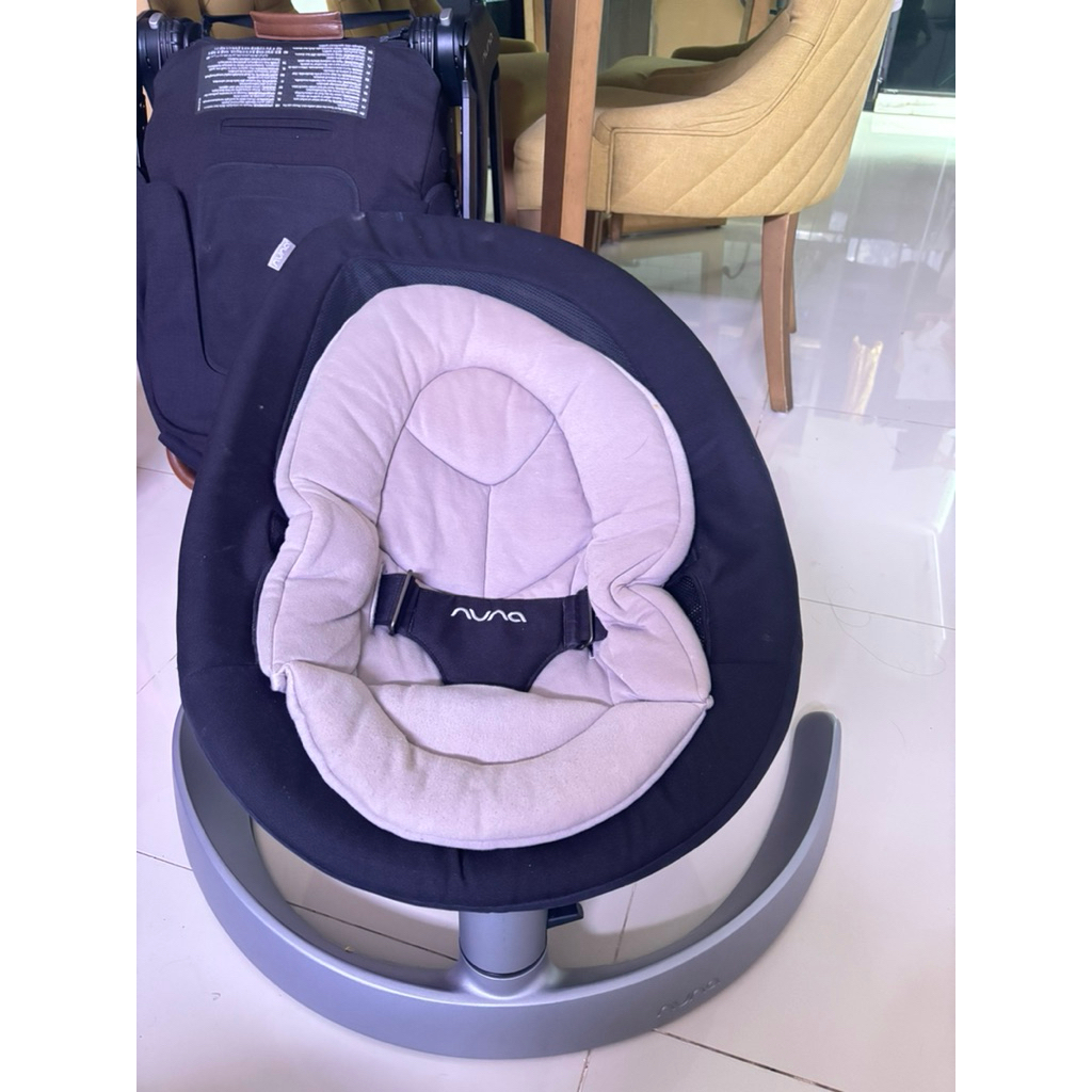 Preloved Nuna Leaf Bouncer