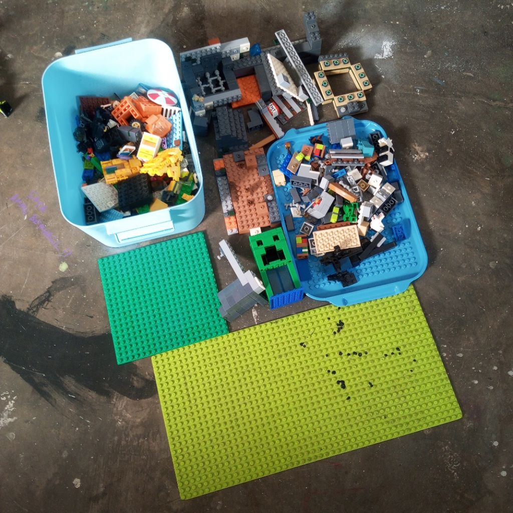 Take All Lego Bricks Curah KW Kotor Ada Minecraft Sets Kw (End Portal & Creeper House)