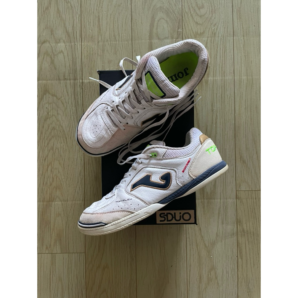 sepatu futsal joma original