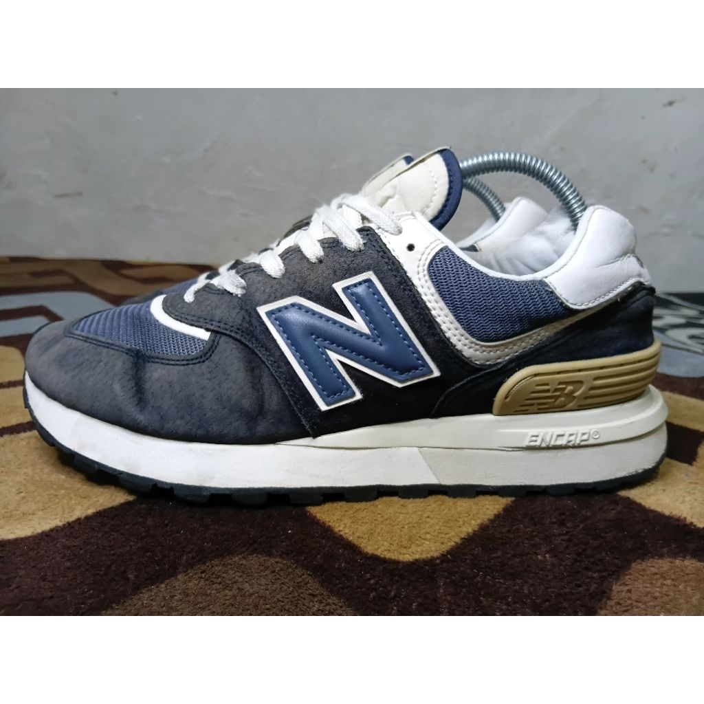 Sepatu NB 574 Legacy