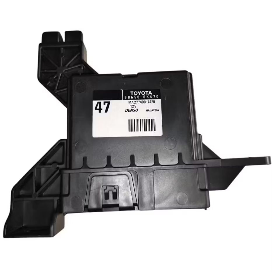 ECU computer amplifier AC innova rebon- fortuner vrz 88650-OK470