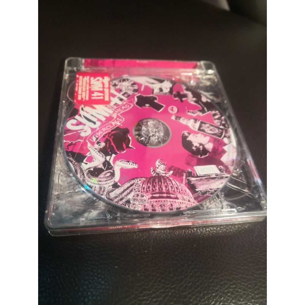koleksian kaset cd sum 41 album underclass hero sampul depan hilang