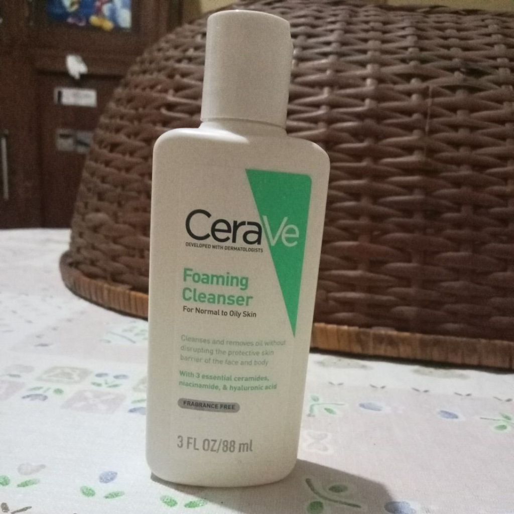 cerave foaming cleanser (preloved)