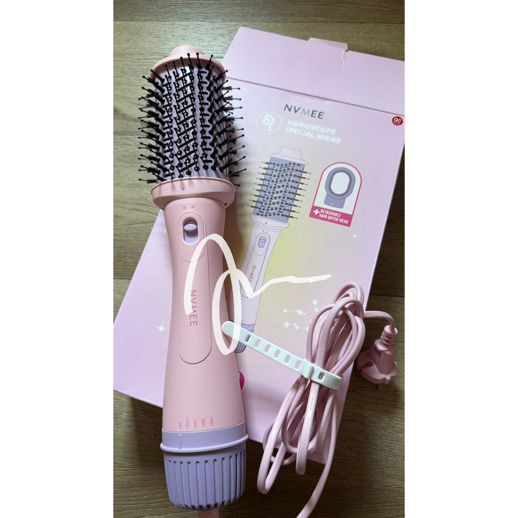 [Preloved] NVMEE LEO BLOW DRYER