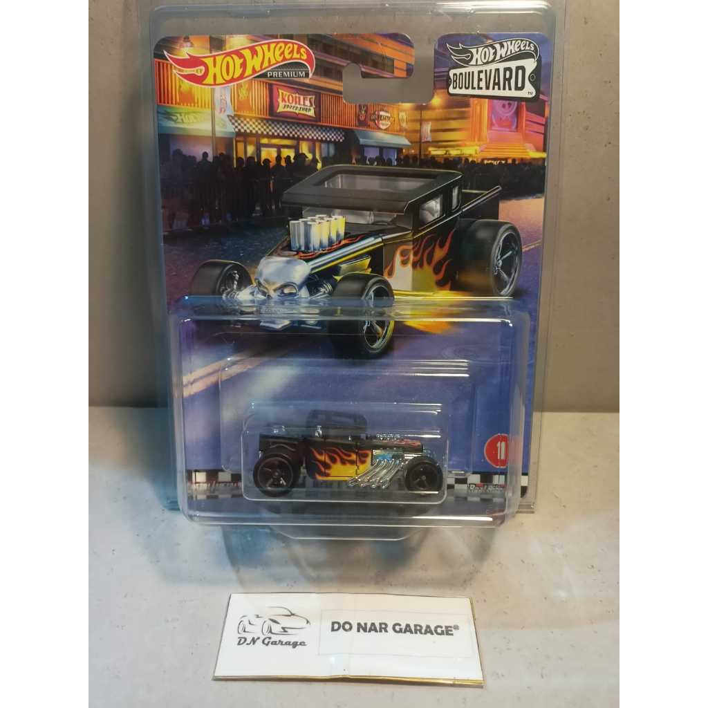Hotwheels Premium Boulevard (2020 – Mix 2) – Bone Shaker