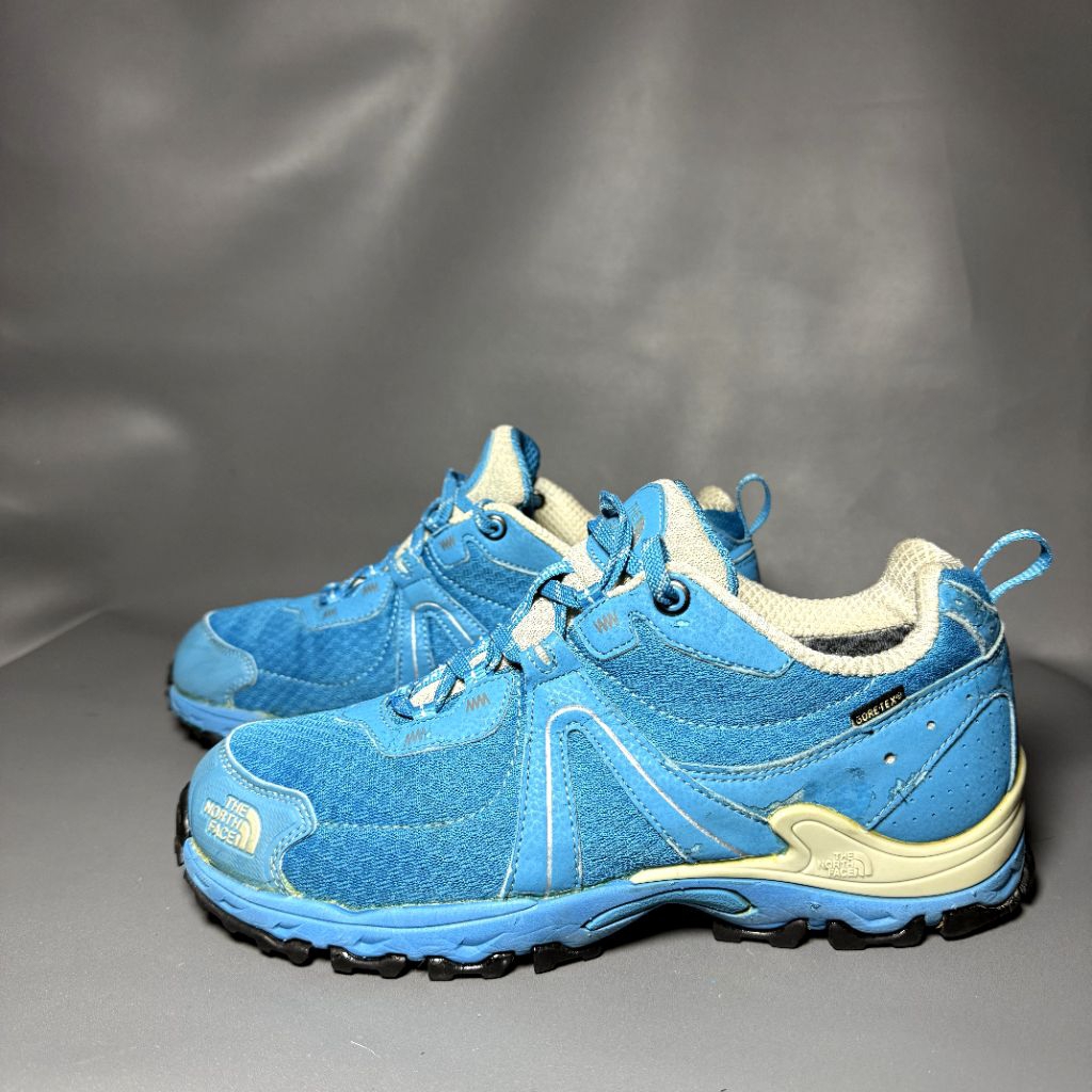 sepatu second Th North Face size 42 insol 26,5 cm
