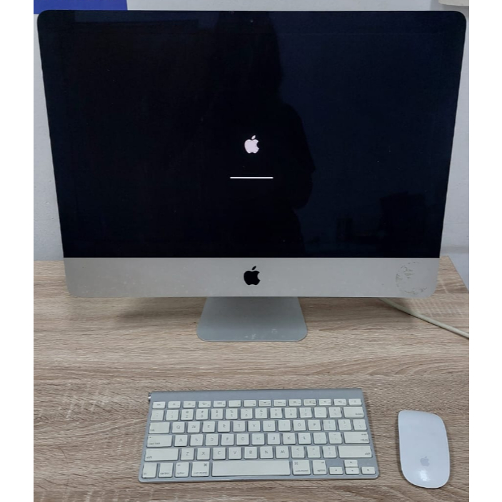 iMac 21.5"/2.9QC/2x4GB/1TB/GT750M - 1GB/WLMKB | iMac Second | Seri 2013 Model A1418
