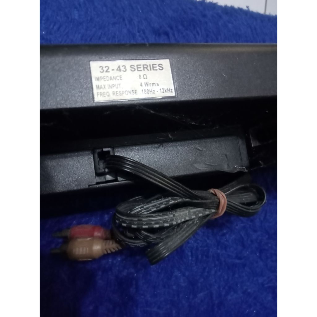 speaker satelit soundbar tv Polytron 32inch