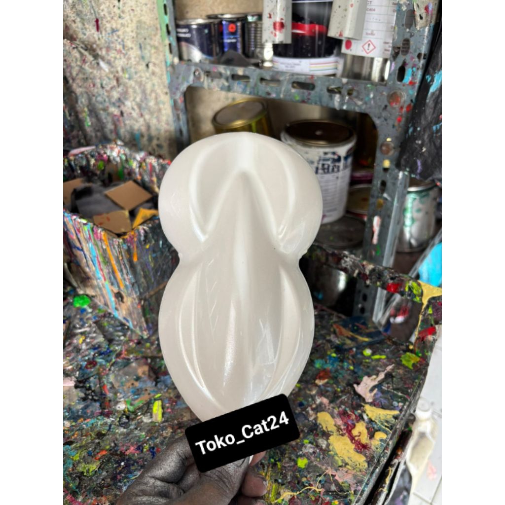 cat mutiara putih pu/cat pearl white polyuretane 100%