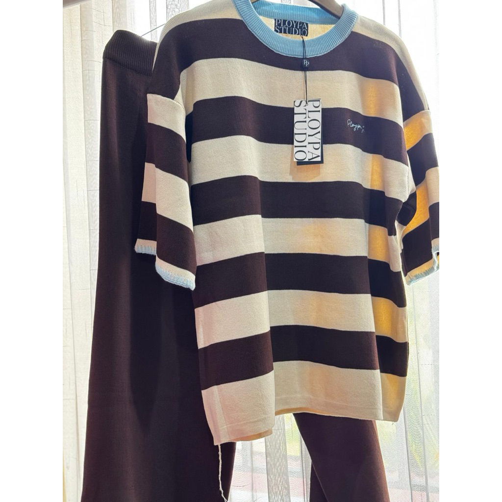 Setelan Rajut Wanita Ploypa Studio Bangkok Motif Garis Salur / One Set Knit Baju & Celana Panjang Ov