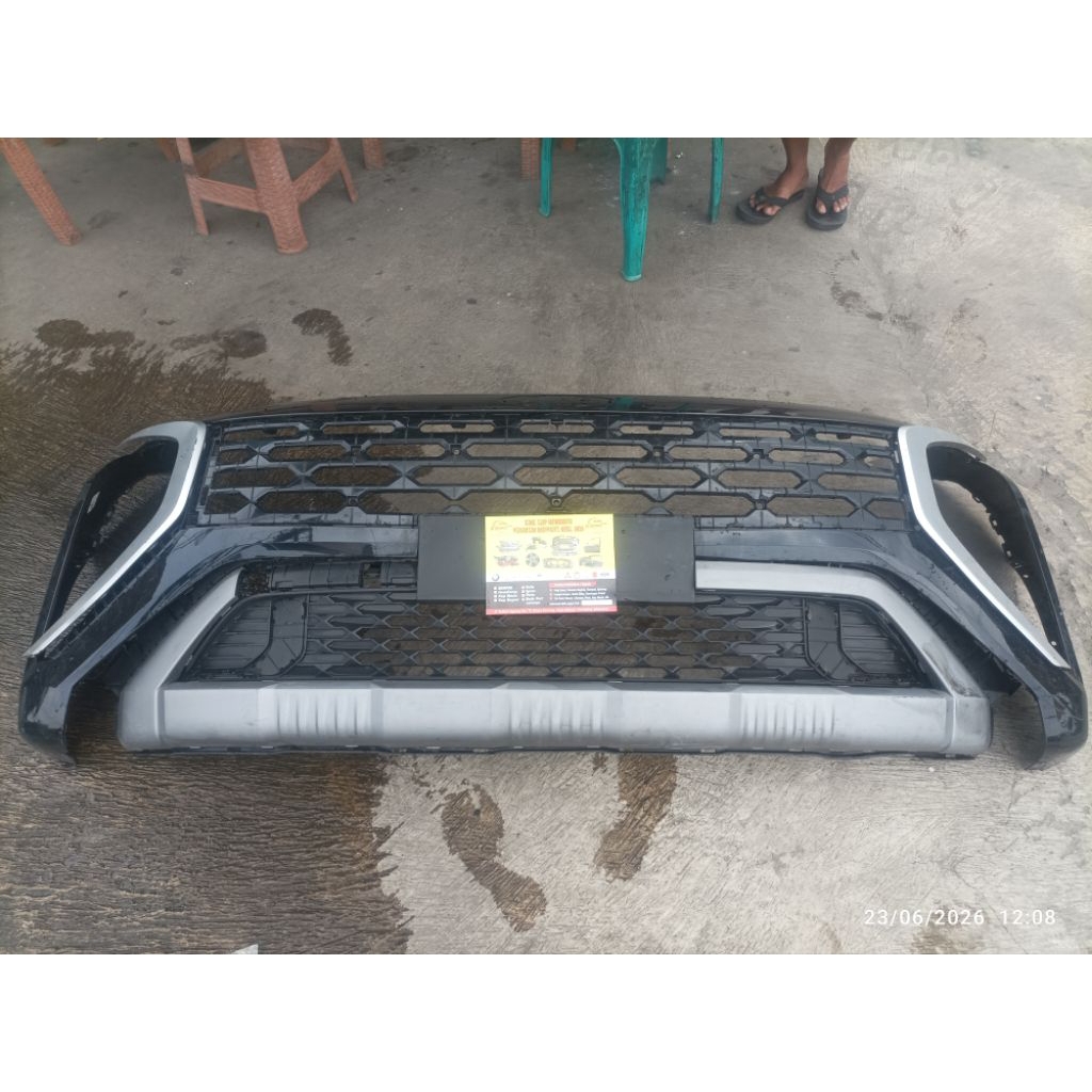 Bemper Depan Hyundai Stargazer Fullset Original