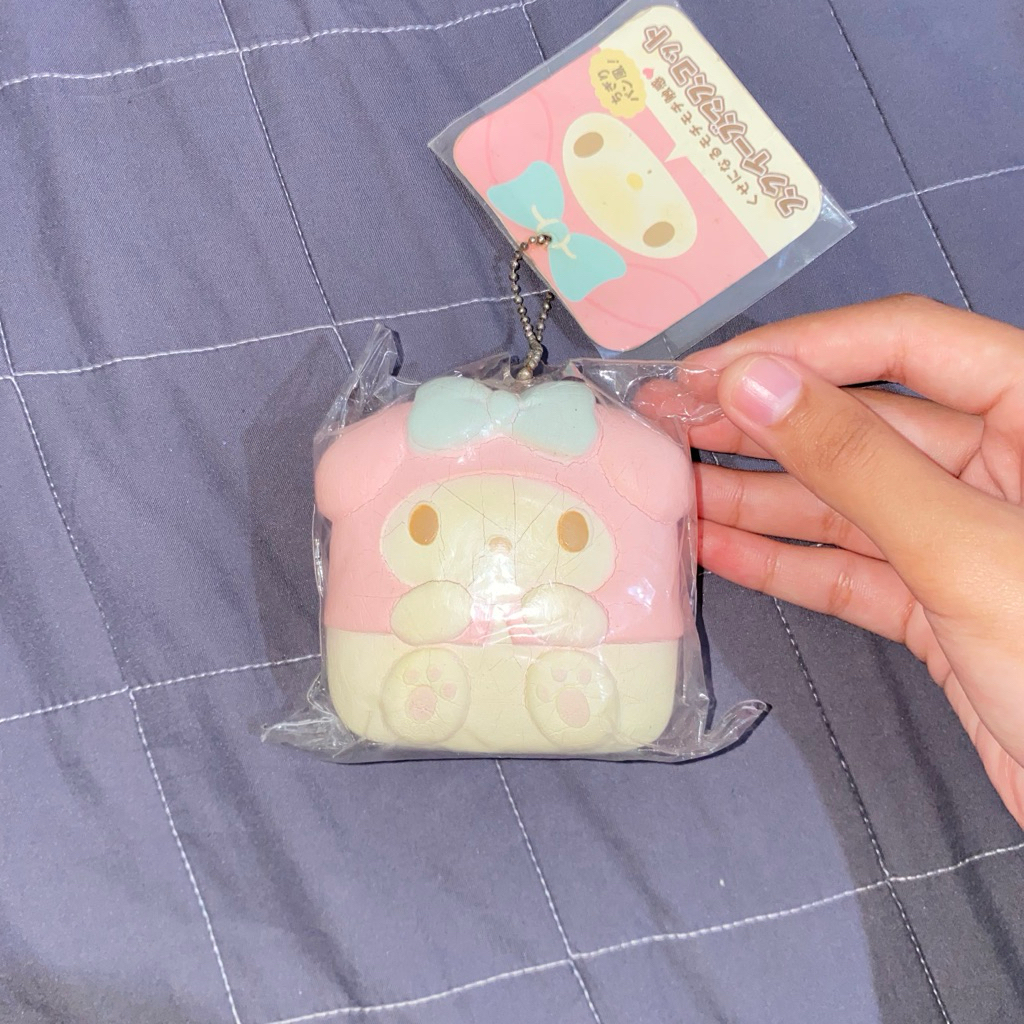 NEW FLASH SALE SQUISHY MURAH  IBLOOM YUMMIIBEAR SANRIO TAG RARE laisens squishy BNIP SQUISHY RARE