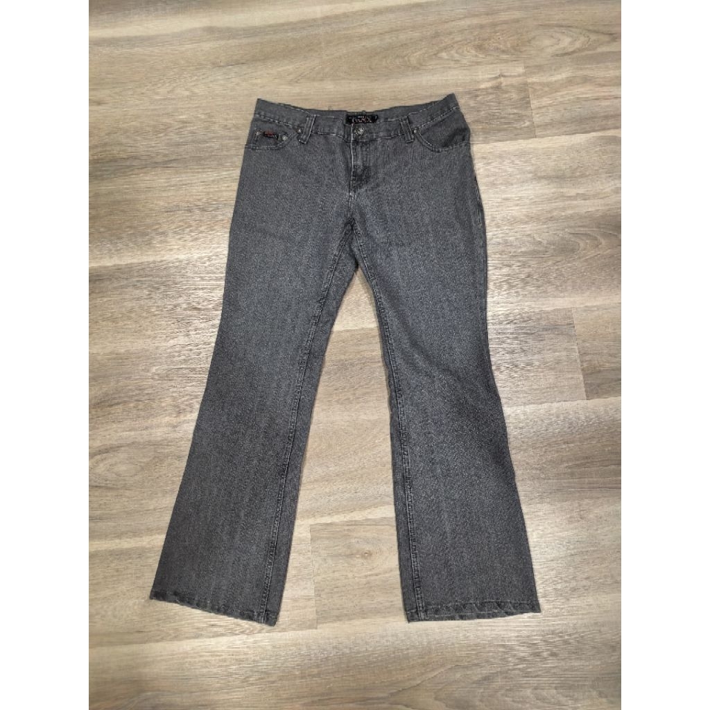 (PRE-LOVED) Celana Panjang PRIA ARMANI EXCHANGE size 34