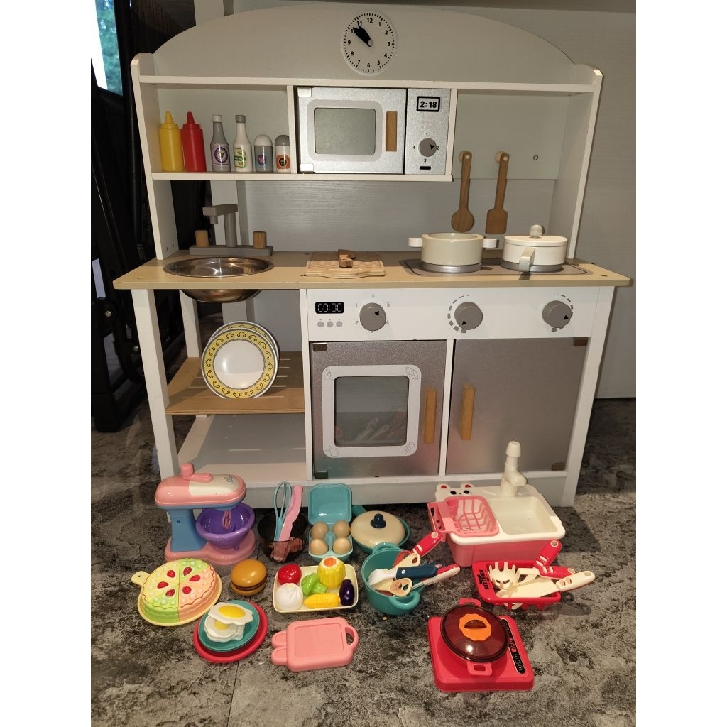 Preloved Mainan Anak Kitchen Set