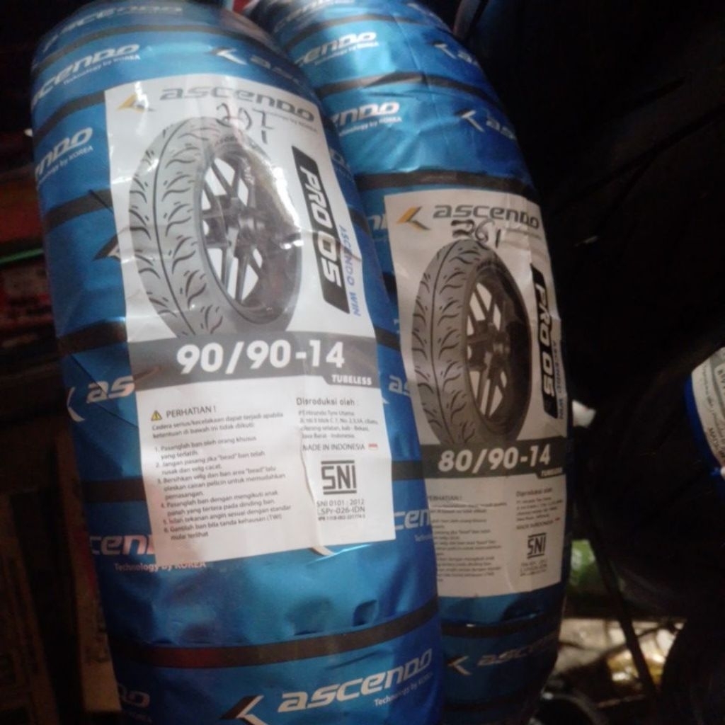 ban luar motor matic murah ascendo 80/90-14 & 90/90-14TUBELESS ring velq 14 depan/belakang