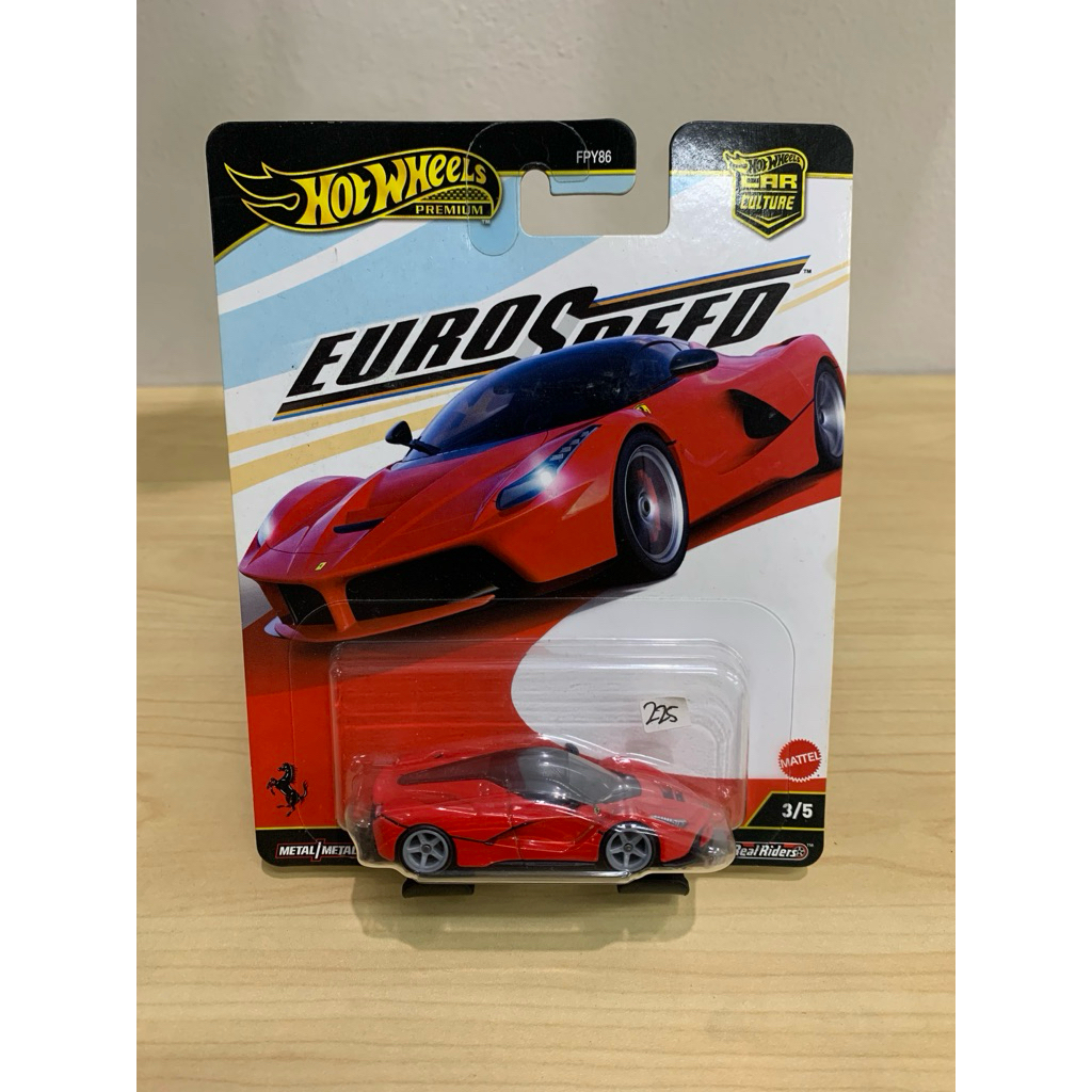 hot wheels laferrari merah