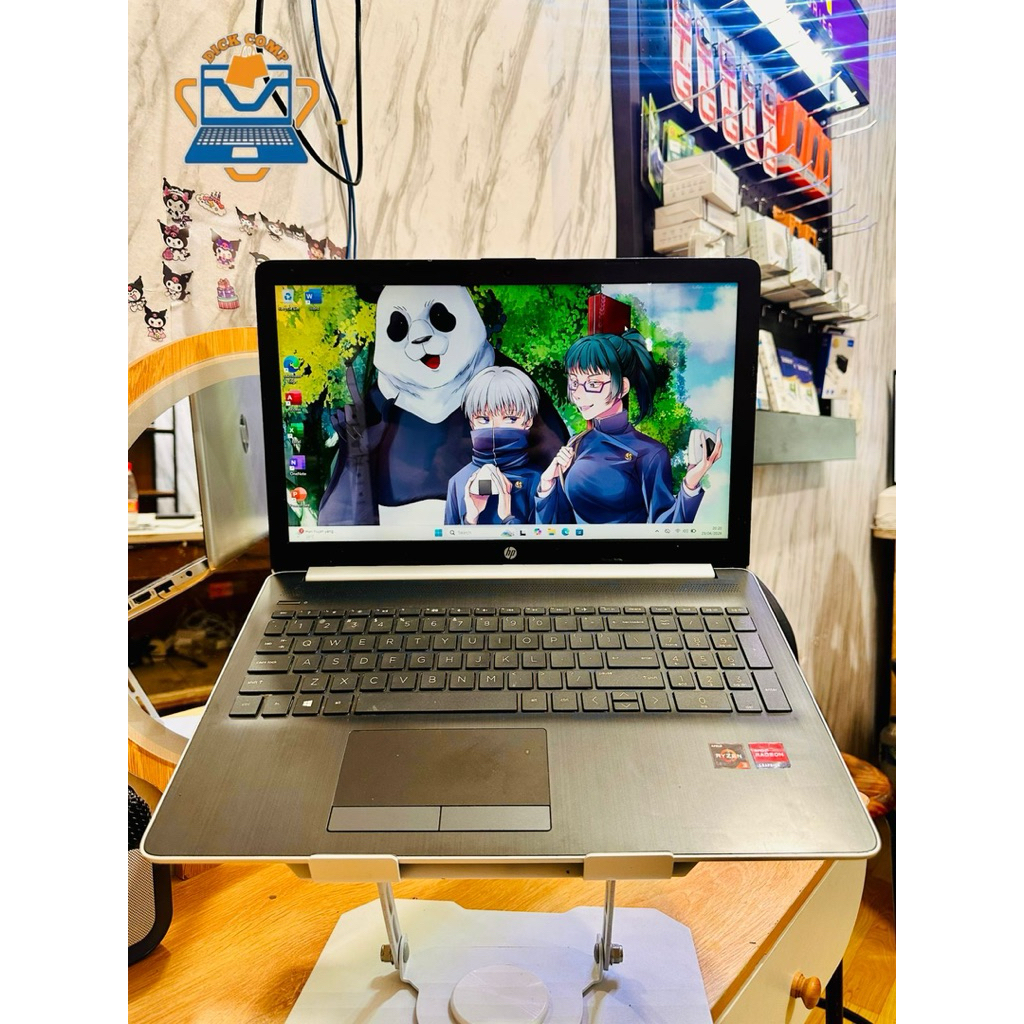 HP 15-db0xxx. ryzen 3 2200u. ram 8/1000+128gb ssd. normal