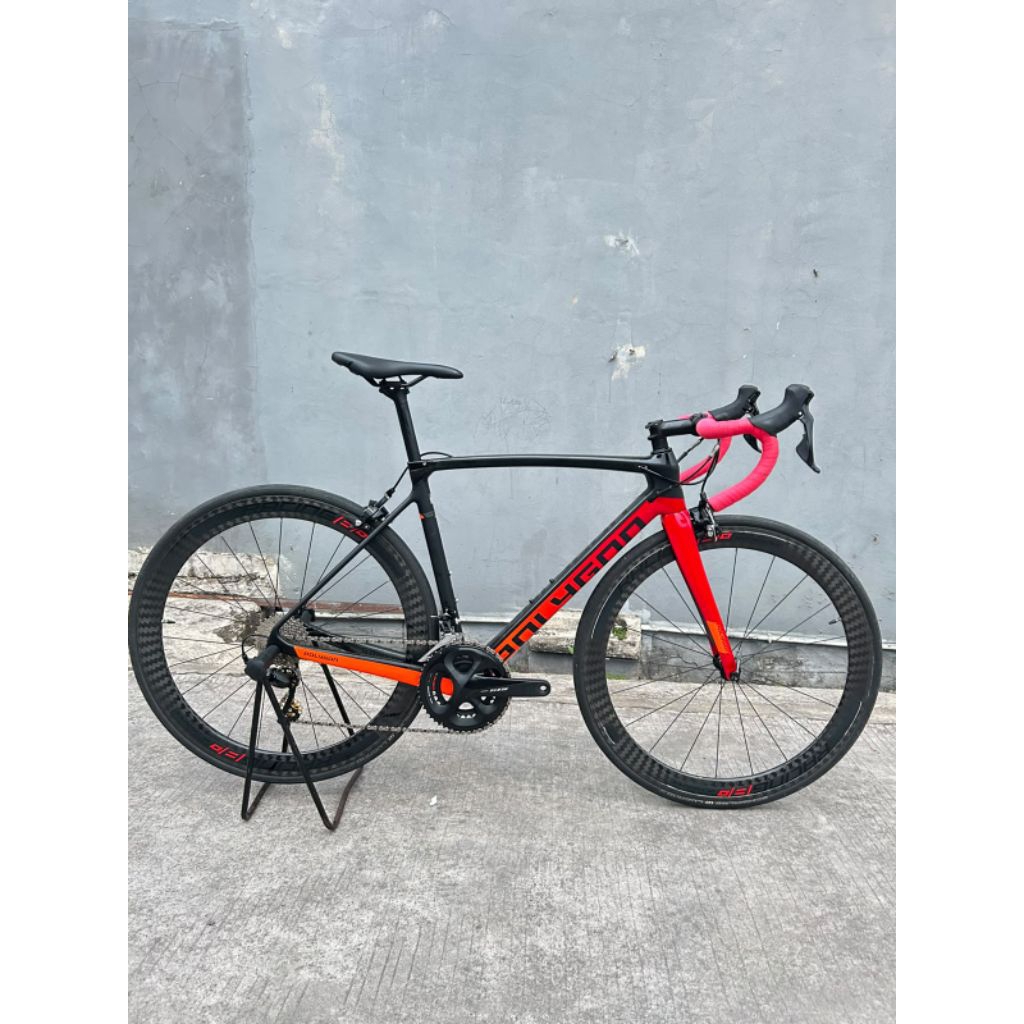 Polygon strattos s7 size M whellset carbon