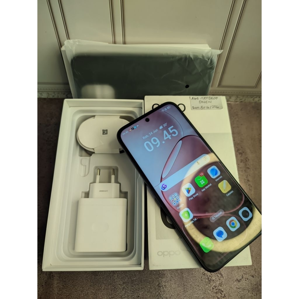 OPPO A6S ram 8+16 gb intetnal 256
