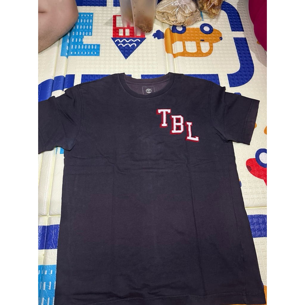 preloved kaos pria
