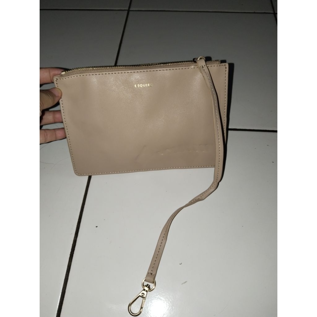 Preloved Pouch Esquire