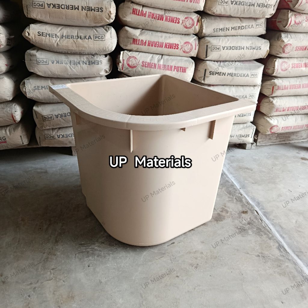 Bak Mandi Sudut / Bak Air Ukuran Kecil