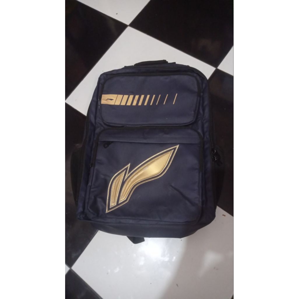 tas ransel lining original tas raket badminton bulutangkis