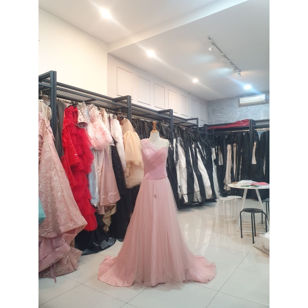 Baju Gaun Pesta baju prewedding Bahan tile warna dusty pink size XL