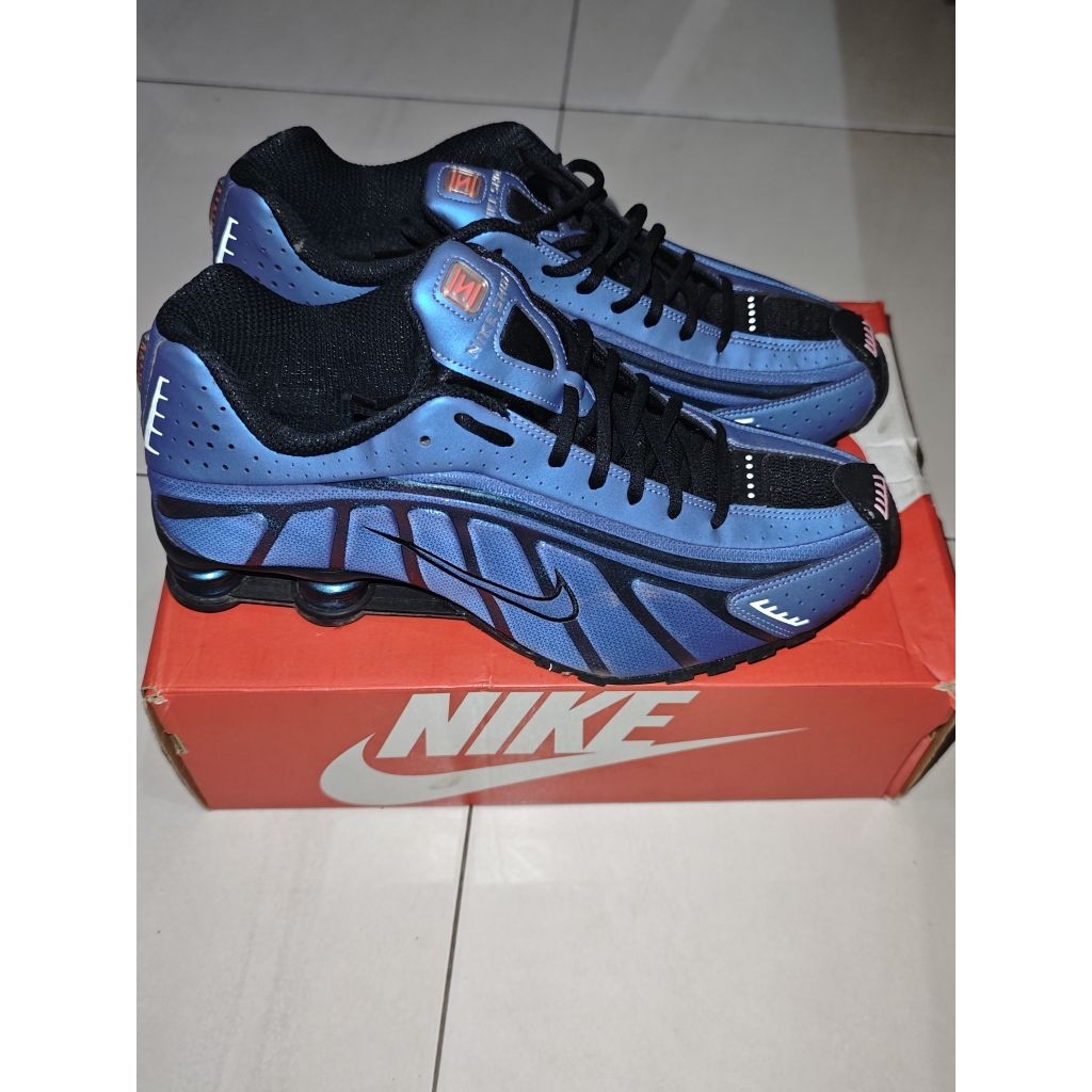 Nike shox r4