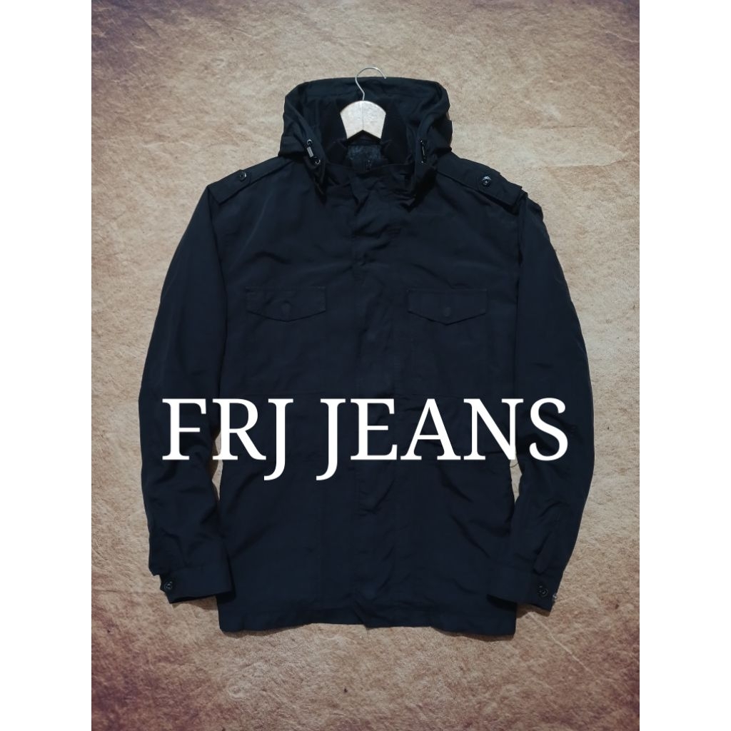 Jaket parka outdoor keren FRJ JEANS bekas pakai