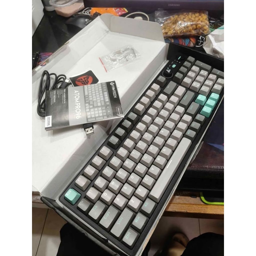 keyboard Mechanical Fantech atom pro96 mercury