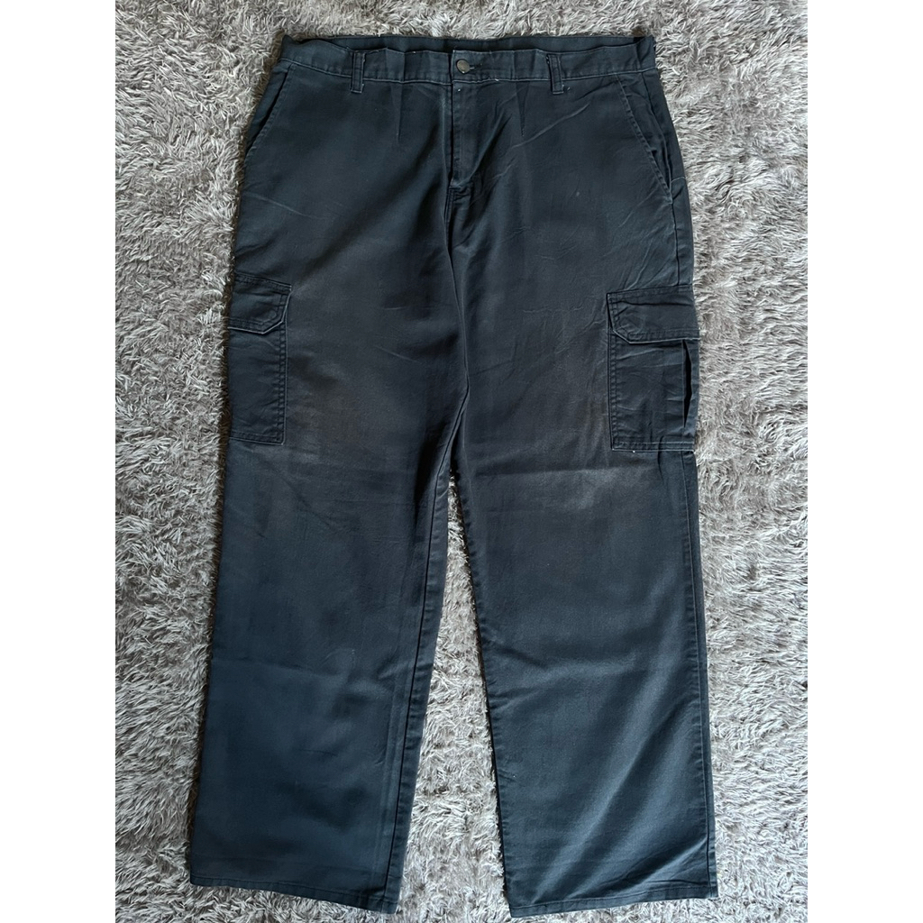 dc cargo hitam