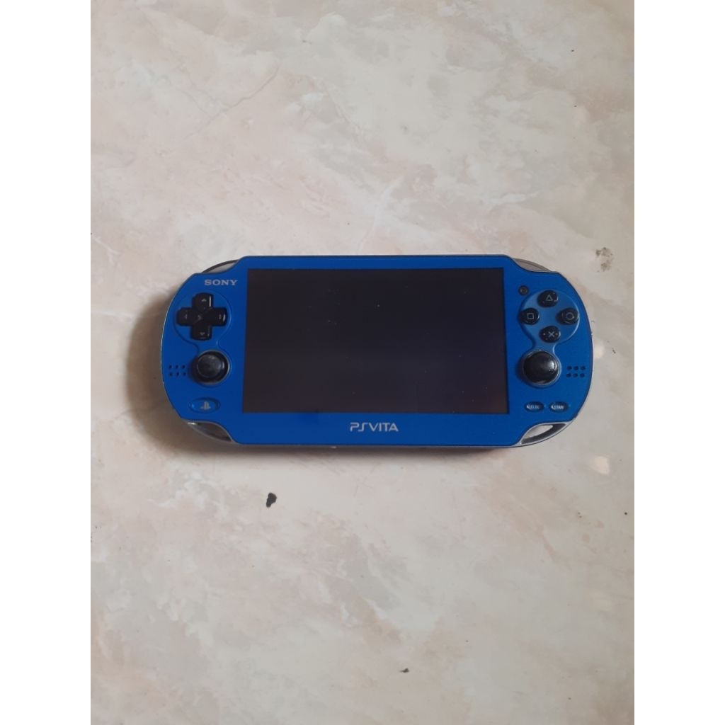 PS Vita fat matot