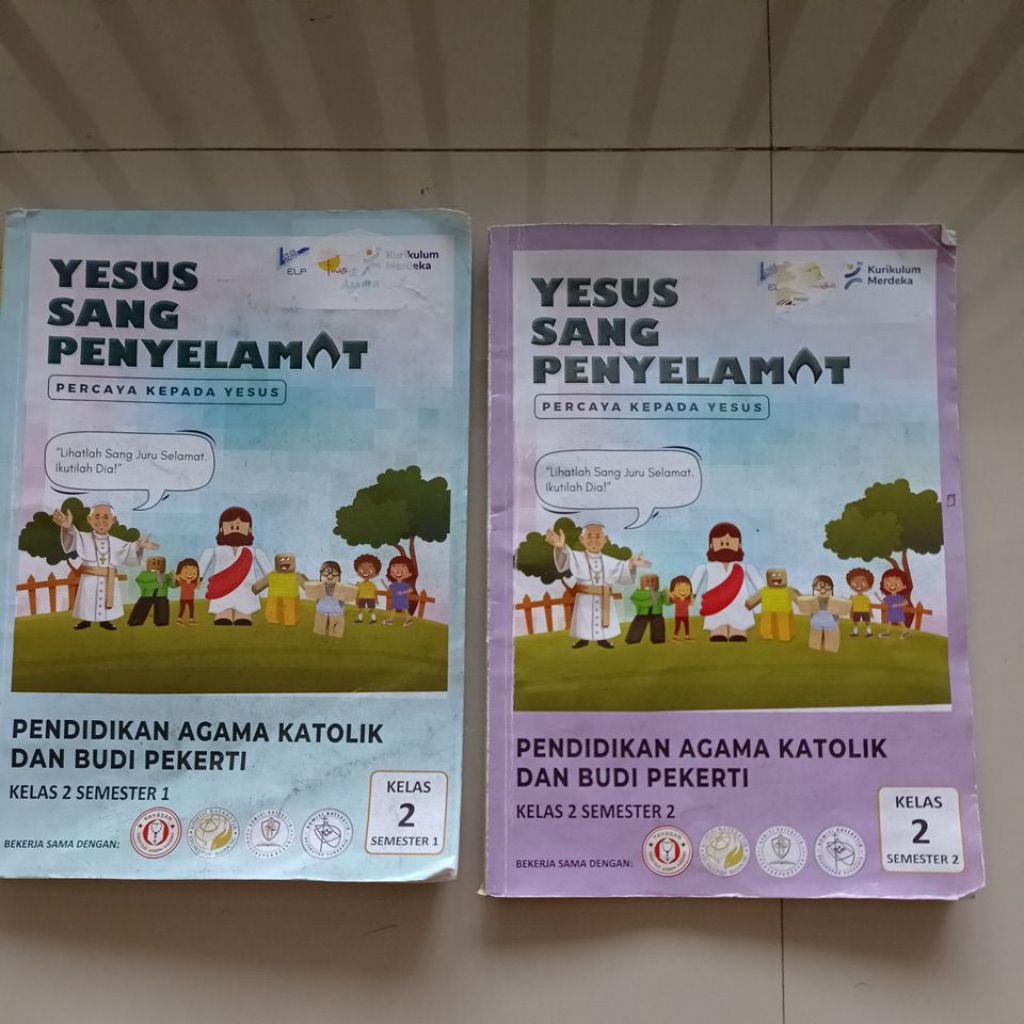 Preloved 2 Buku YESUS SANG PENYELAMAT kelas 2