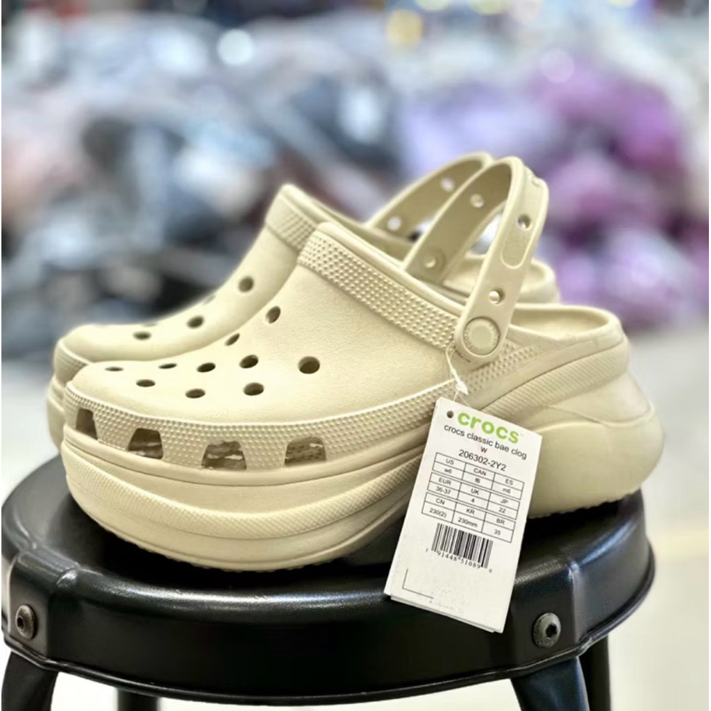 Crocs Classic Bae clog / Sandal wanita Crocs Classic Bae clog / Crocs clog Bae platform