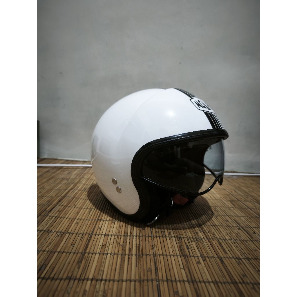 Nolan N21