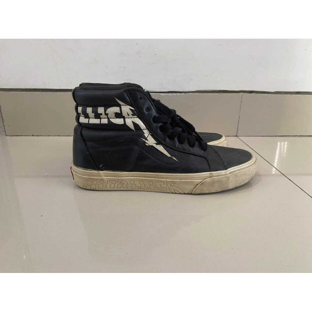 sepatu vans x metallica skateboard ak8 shoes