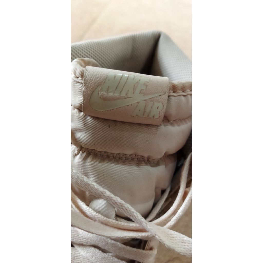 Sepatu Basket Nike