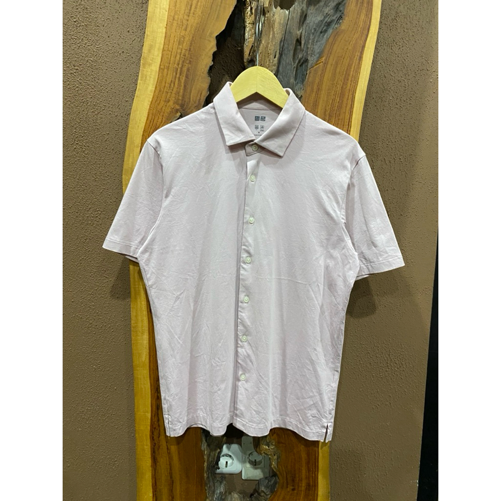 KEMEJA UNIQLO AIRISM