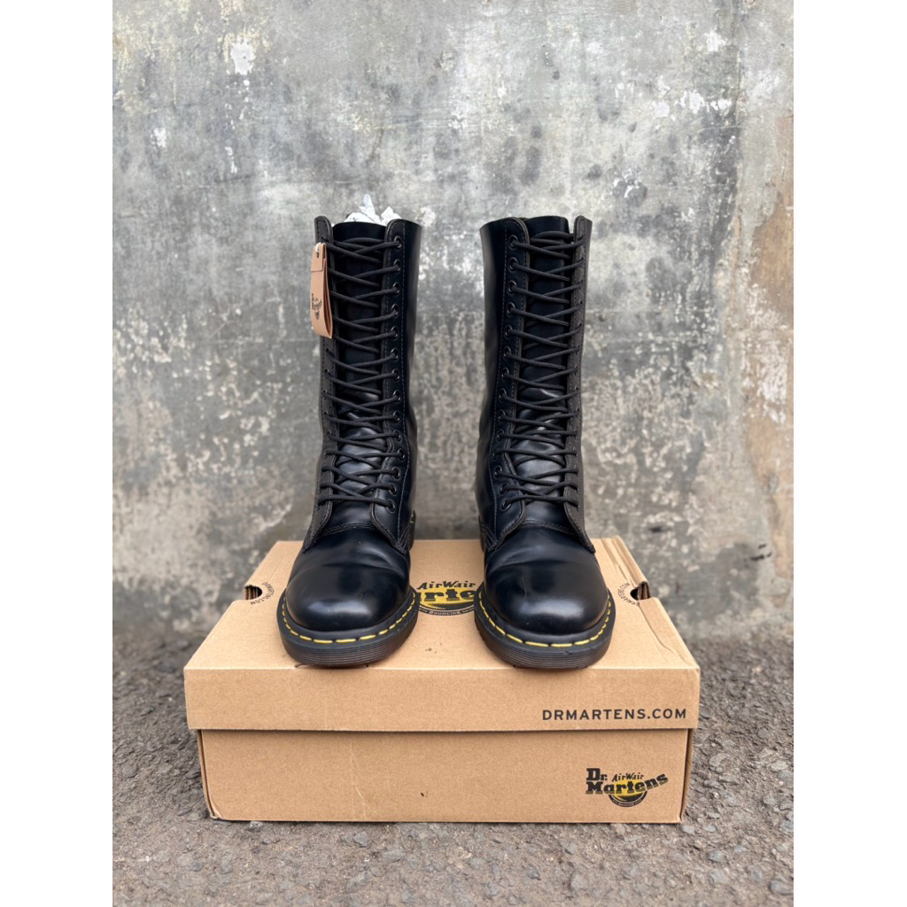Dr Martens 1914 black smooth Size 39