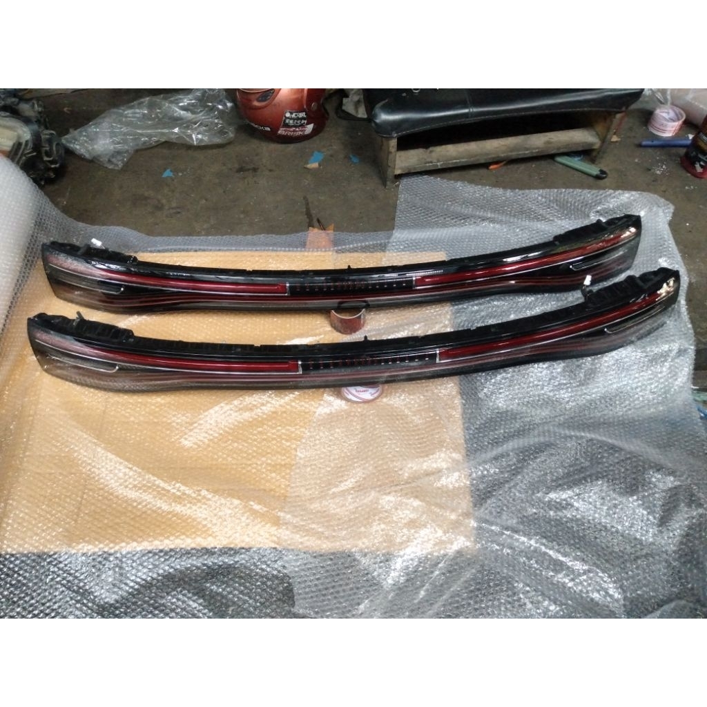 lampu bagasi Geely ex5