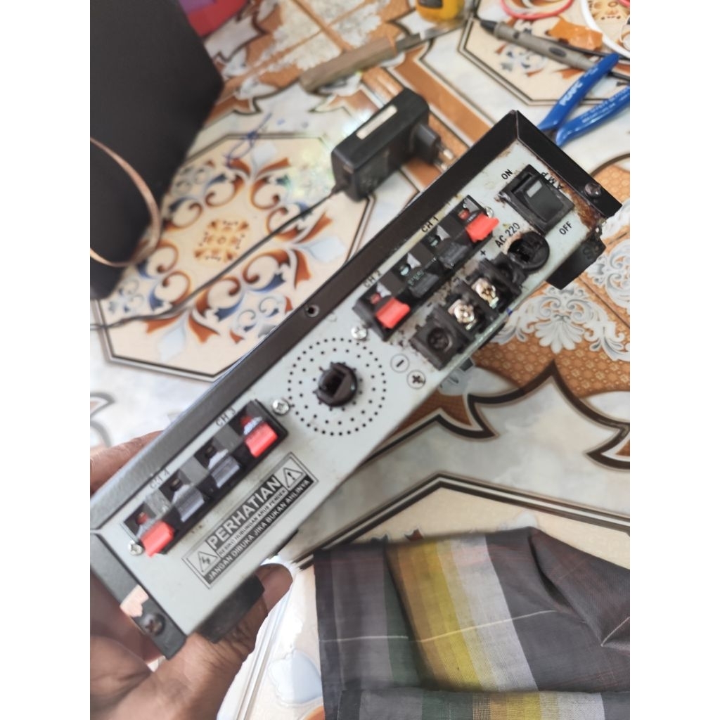 Radio Caset Sharp Gf 6600, Radio Antik Jadul Vintage Radio dan Tipe Nyala